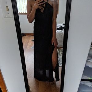 Premonition Oasis black gown size XS